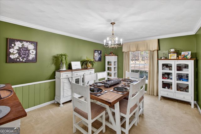 459 Prince Avenue, Swainsboro, GA 30401