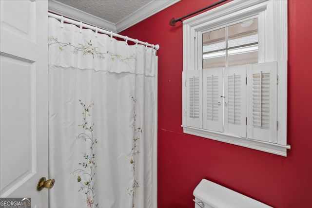 459 Prince Avenue, Swainsboro, GA 30401