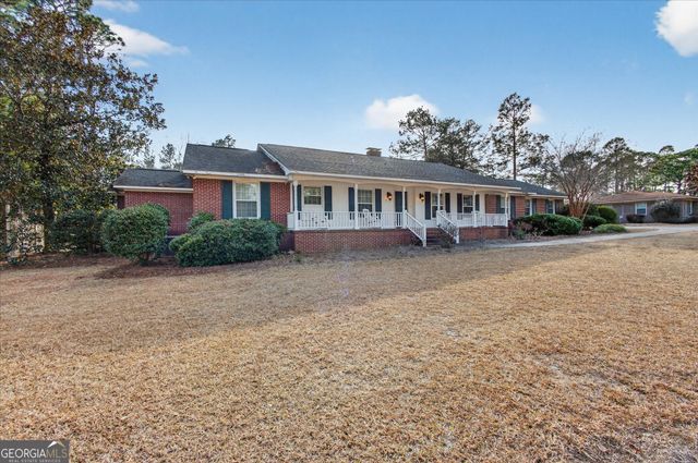 459 Prince Avenue, Swainsboro, GA 30401