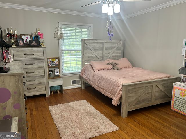 459 Prince Avenue, Swainsboro, GA 30401