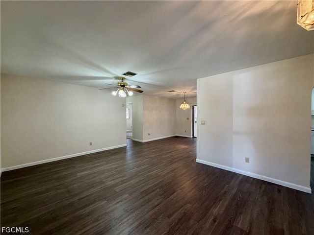 122 Roosevelt AVE, Lehigh Acres, FL 33936