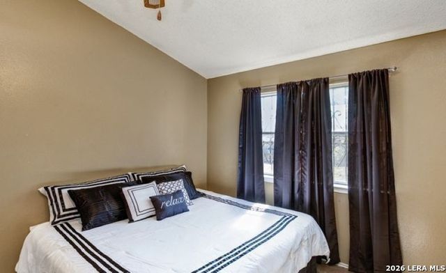 11410 RED FEATHER LN, San Antonio, TX 78245