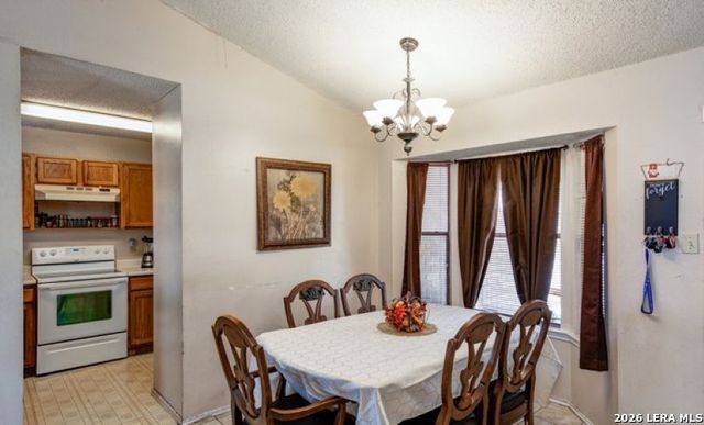 11410 RED FEATHER LN, San Antonio, TX 78245