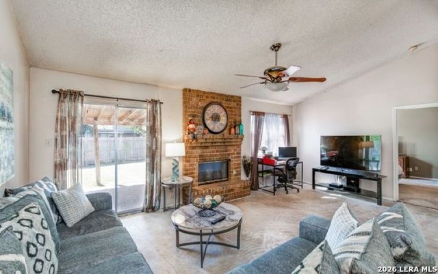 11410 RED FEATHER LN, San Antonio, TX 78245