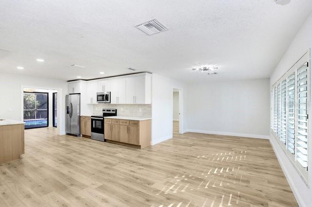 3039 SANDPIPER COURT, Clearwater, FL 33762