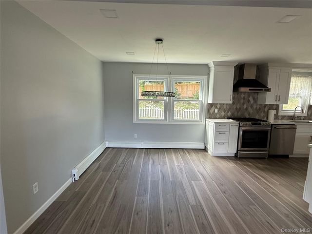 3123 Douglas Drive, Yorktown Heights, NY 10598