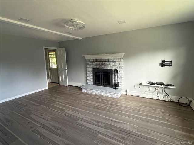 3123 Douglas Drive, Yorktown Heights, NY 10598