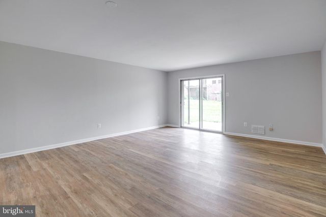 14507 SAINT GERMAIN DR, Centreville, VA 20121