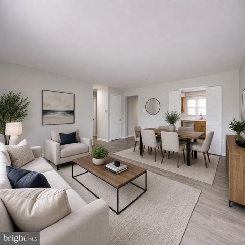 14507 SAINT GERMAIN DR, Centreville, VA 20121