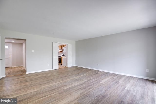 14507 SAINT GERMAIN DR, Centreville, VA 20121
