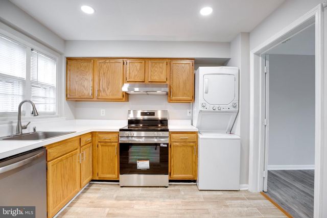 14507 SAINT GERMAIN DR, Centreville, VA 20121