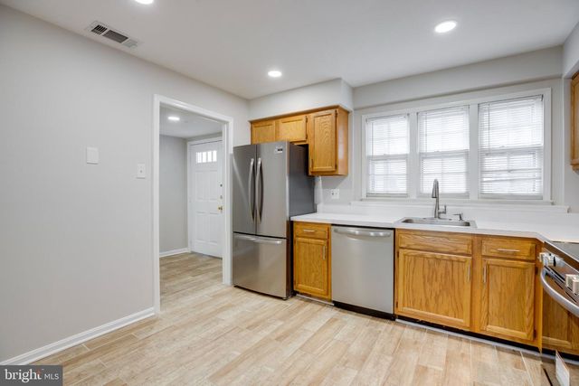 14507 SAINT GERMAIN DR, Centreville, VA 20121