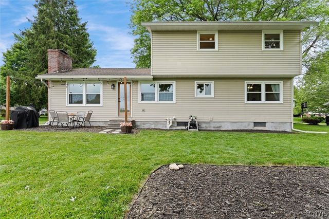 5 Overbrook Lane, Lysander, NY 13027
