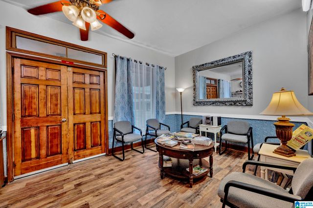 206 MAIN STREET N, Warrior, AL 35180