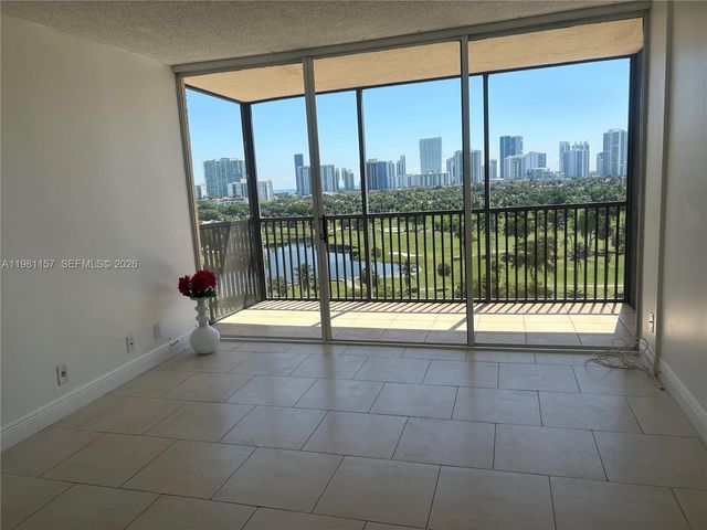 20301 W Country Club Drive 1224, Aventura, FL 33180