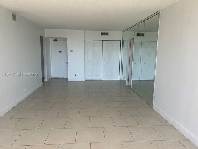 20301 W Country Club Drive 1224, Aventura, FL 33180