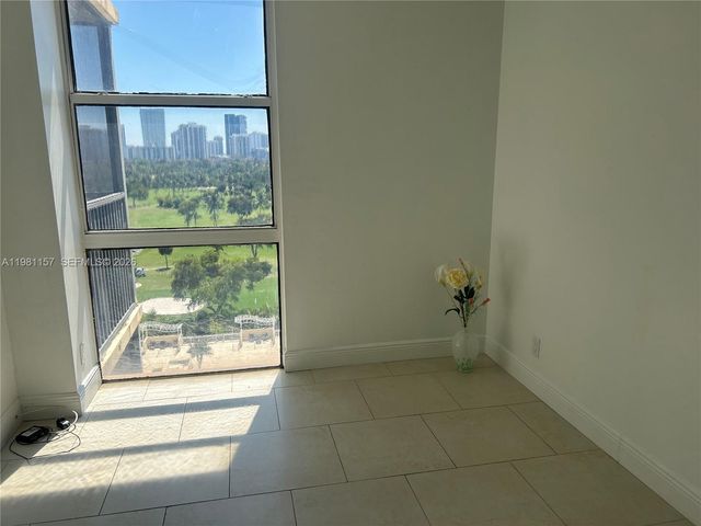 20301 W Country Club Drive 1224, Aventura, FL 33180