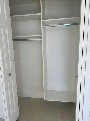 20301 W Country Club Drive 1224, Aventura, FL 33180