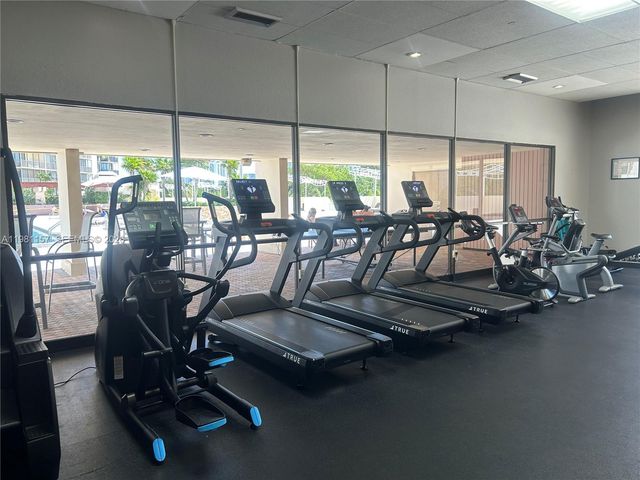 20301 W Country Club Drive 1224, Aventura, FL 33180
