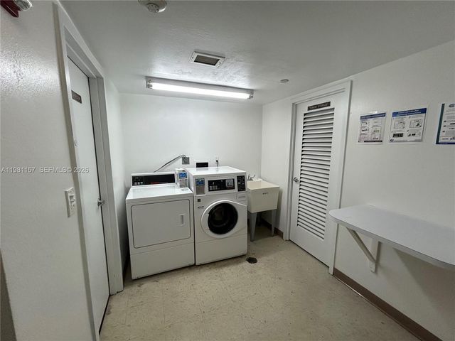 20301 W Country Club Drive 1224, Aventura, FL 33180