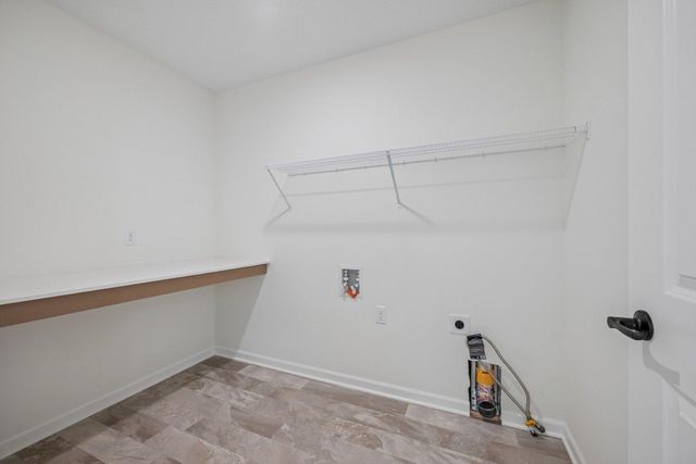6160 Everest Court N, Plymouth, MN 55446