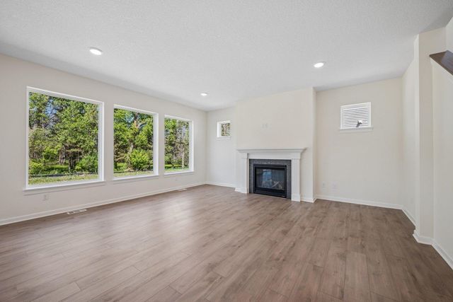 6160 Everest Court N, Plymouth, MN 55446