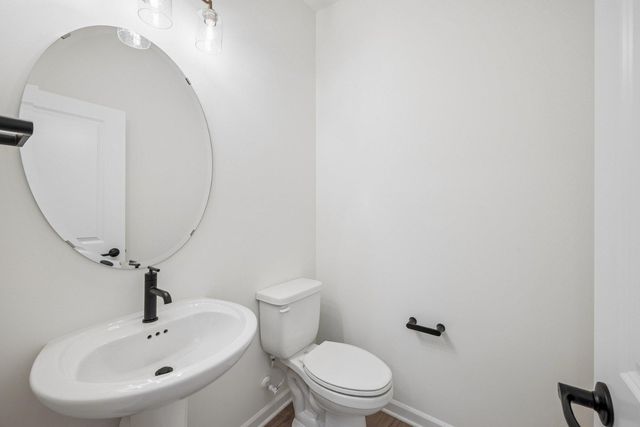 6160 Everest Court N, Plymouth, MN 55446