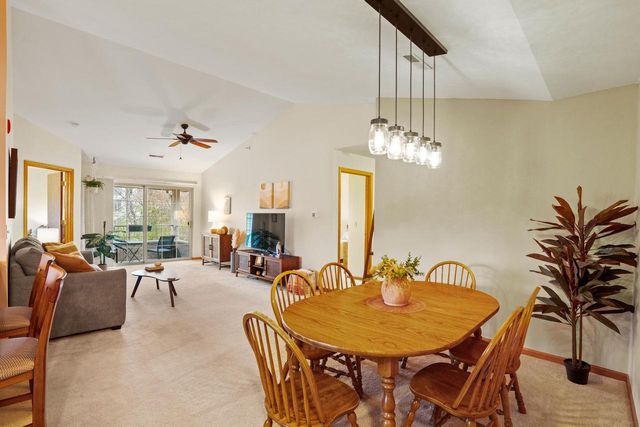 18425 Emerald DRIVE #G, Brookfield, WI 53045