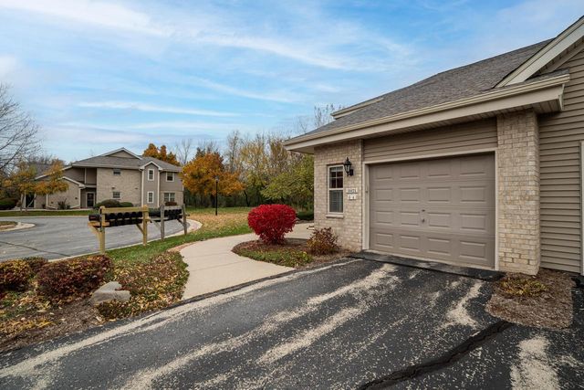 18425 Emerald DRIVE #G, Brookfield, WI 53045