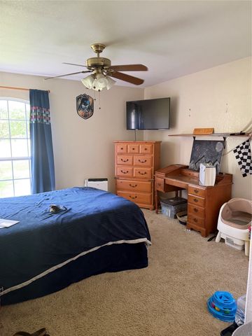 2520 Emerald Forest Drive, Burleson, TX 76028