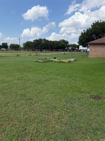 2520 Emerald Forest Drive, Burleson, TX 76028