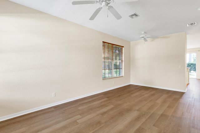 9975 E Villa Circle, Vero Beach, FL 32966