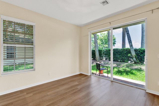 9975 E Villa Circle, Vero Beach, FL 32966