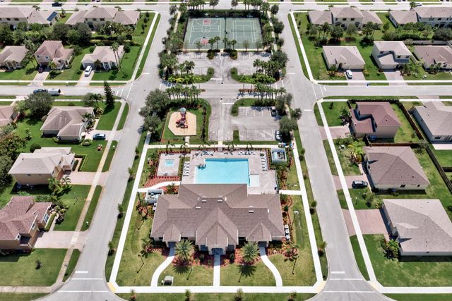 9975 E Villa Circle, Vero Beach, FL 32966