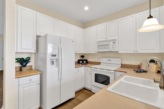 9975 E Villa Circle, Vero Beach, FL 32966