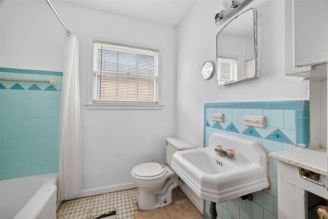 3827 Erby Street, Houston, TX 77023