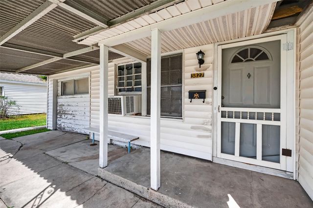 3827 Erby Street, Houston, TX 77023