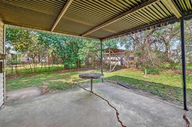 3827 Erby Street, Houston, TX 77023