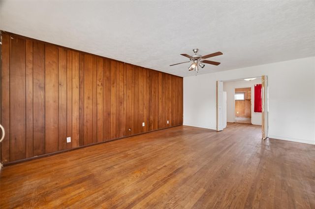 3827 Erby Street, Houston, TX 77023