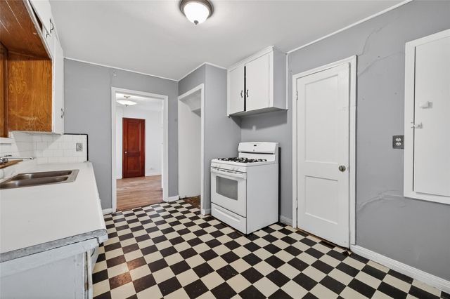 3827 Erby Street, Houston, TX 77023