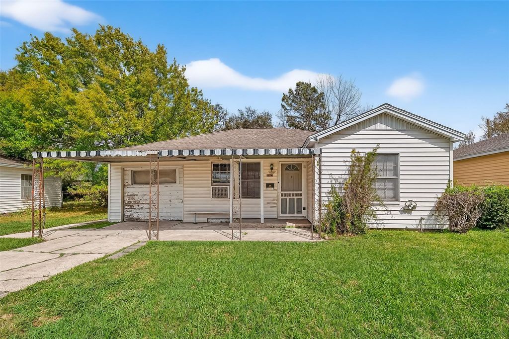 3827 Erby Street, Houston, TX 77023