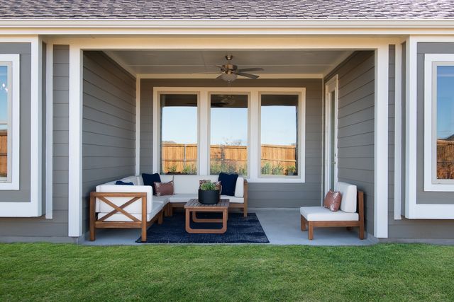 2429 Shady Elm Road, Midlothian, TX 76065