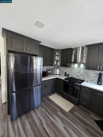 1020 Pueblo Ct, Vallejo, CA 94591