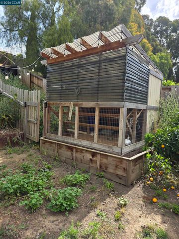 1020 Pueblo Ct, Vallejo, CA 94591