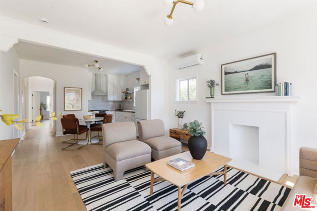 1221 5th Avenue 1, Los Angeles, CA 90019