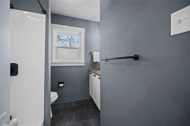 147 E Virginia Ave, Munhall, PA 15120