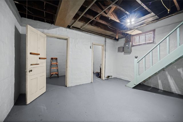 147 E Virginia Ave, Munhall, PA 15120