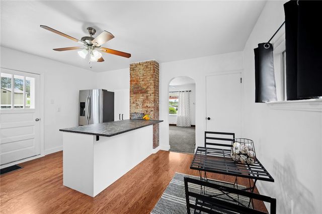 147 E Virginia Ave, Munhall, PA 15120