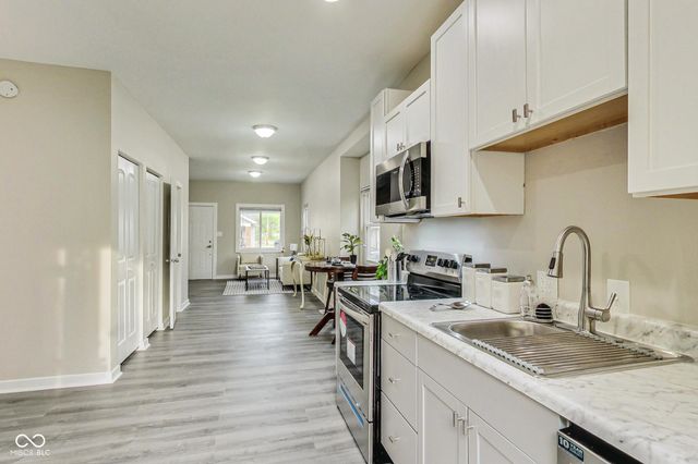 2820 Indianapolis Avenue, Indianapolis, IN 46208