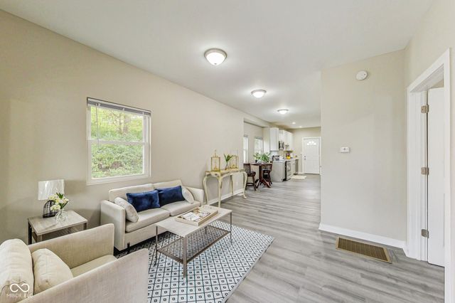 2820 Indianapolis Avenue, Indianapolis, IN 46208